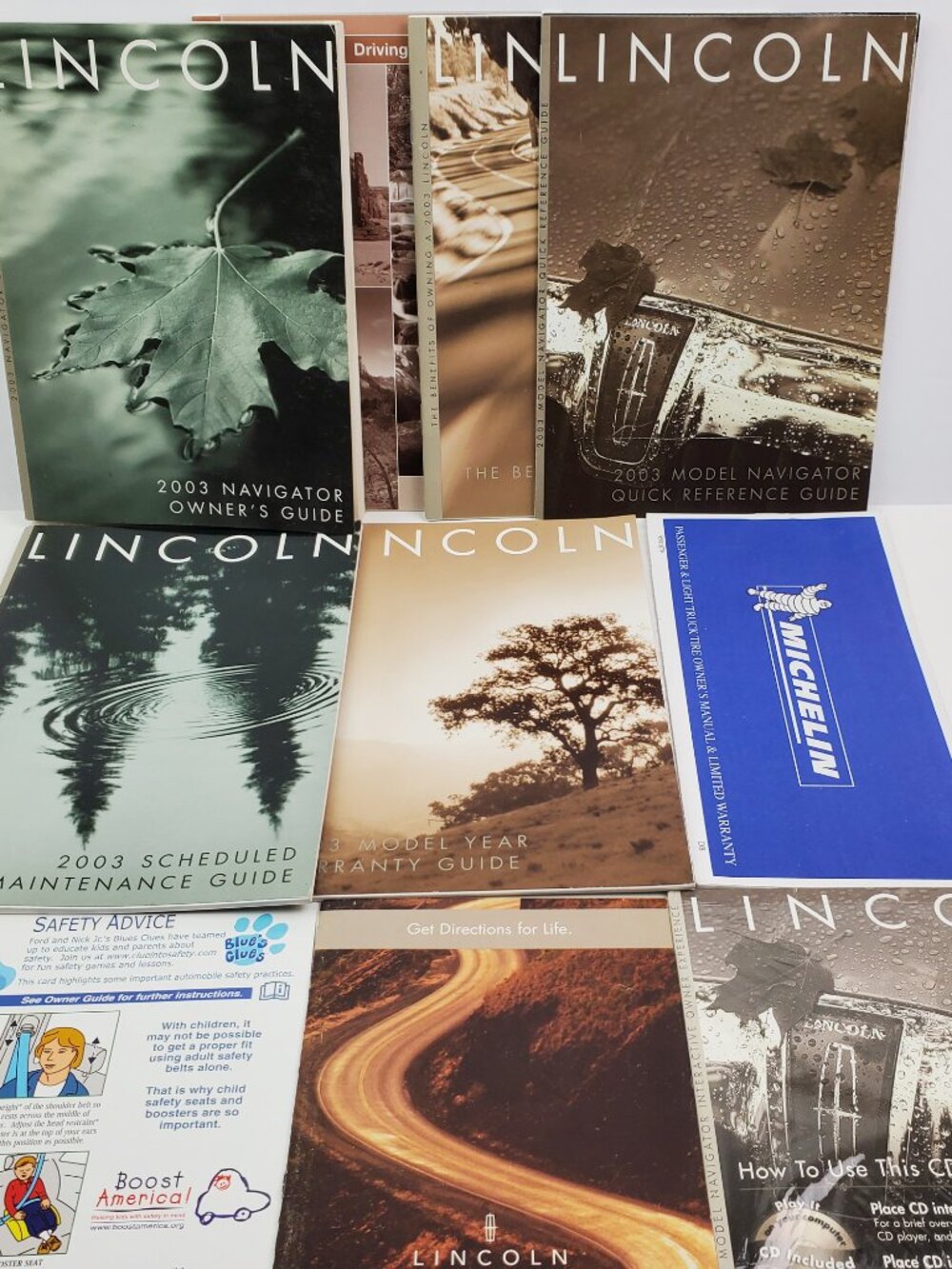 Lincoln Navigator 2003 Owner's Manual Maintenance Reference Material Booklets CD